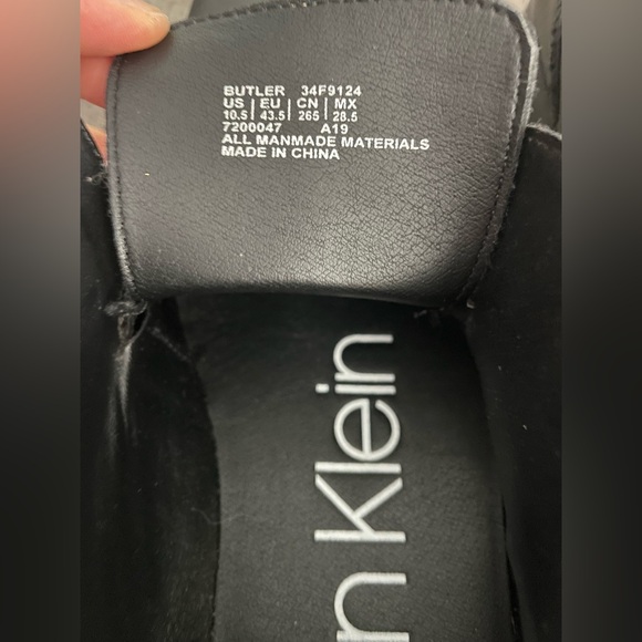 Calvin Klein Black Textured Men's Oxfords - Picture 6 of 9